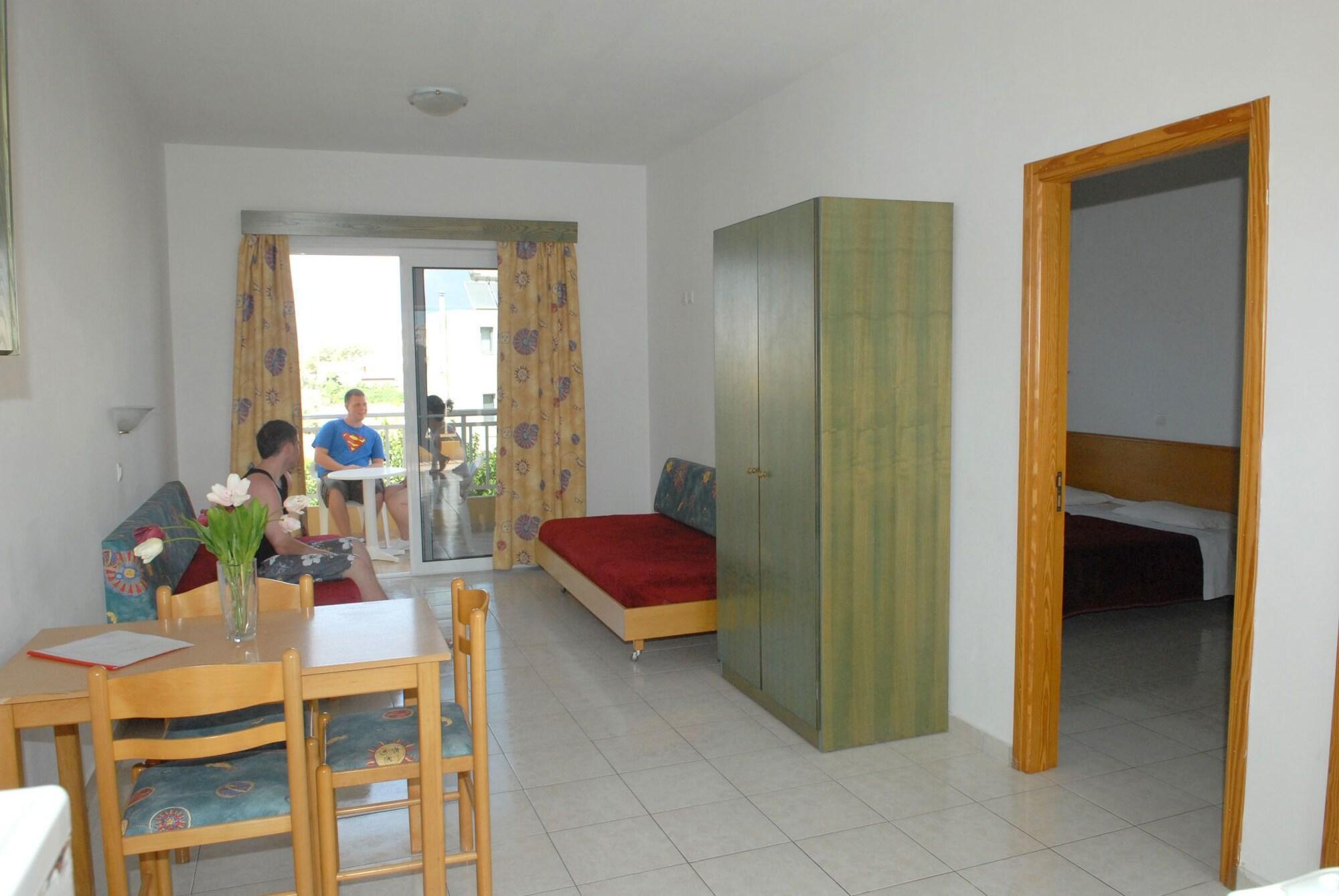 Barbie Hotel Apartments Ialysos  Exteriör bild